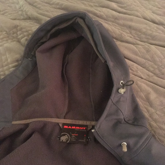 Mammut fleece lined softshell jacket, small, navy - Picture 5 of 6
